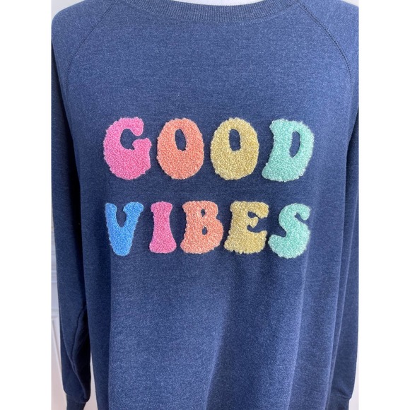 NWT Wildfox Good Vibes Oversized Sweatshirt - Picture 3 of 4
